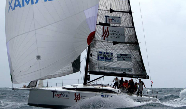 La Neo 400 durante la regata