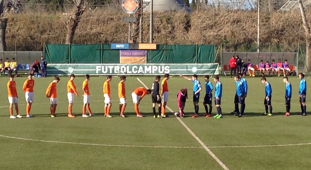 Uno scatto prima dell'avvio del match