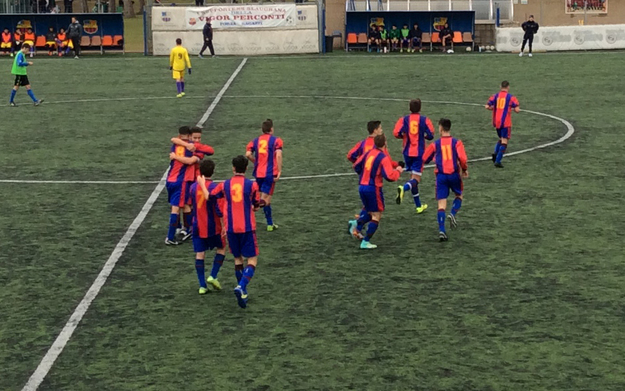 La Perconti esulta dopo il gol di Di Bari