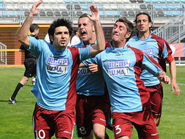 Esulta il Rieti