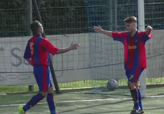 Perozzi (a destra) è andato in gol