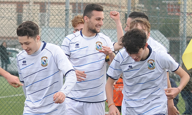 Antenucci, il primo da sinistra (photosportiva.it)