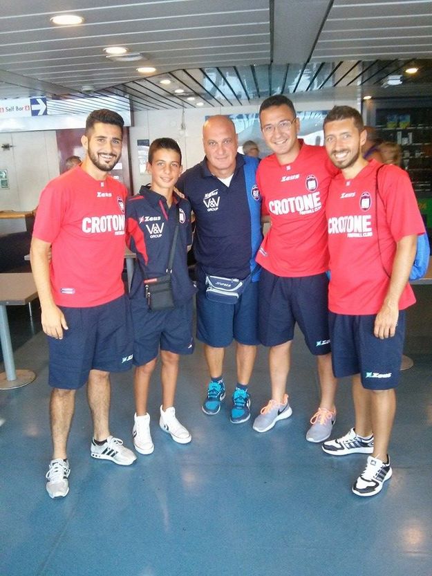 Miccio con lo staff del Crotone