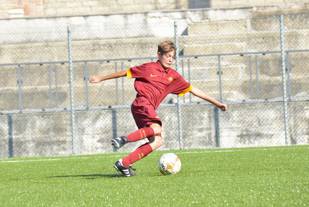 Riccardi, attaccante classe 2001 della Roma
