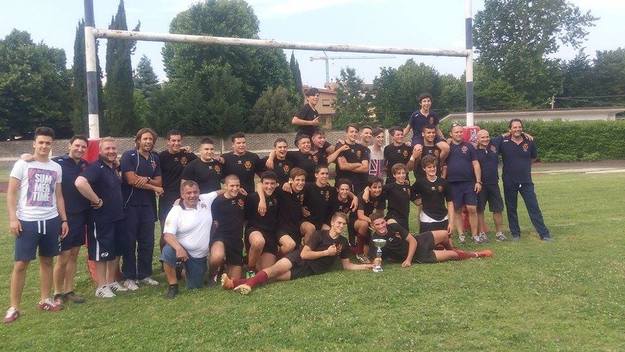 La formazione tuscolana con la coppa CAL