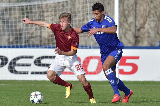 Christian D'Urso durante il match di Youth League contro il Chelsea ©asroma.it