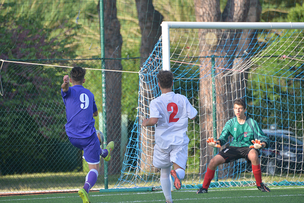 Il portiere Michele Zomparelli ©photosporoma