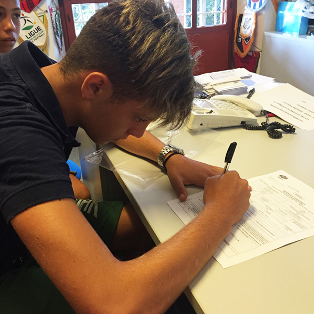 Del Mastro firma per la Lazio