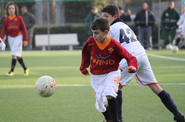 Lorenzo Luciani con la maglia della Roma