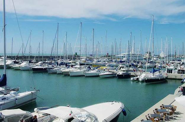 Porto Turistico di Ostia  ©lanotiziagiornale.it