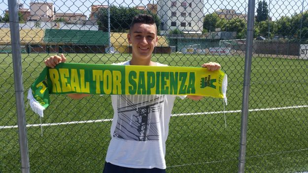Carlo Amoroso, difensore centrale nuovo acquisto del Real Tor Sapienza (c) Gazzetta Regionale