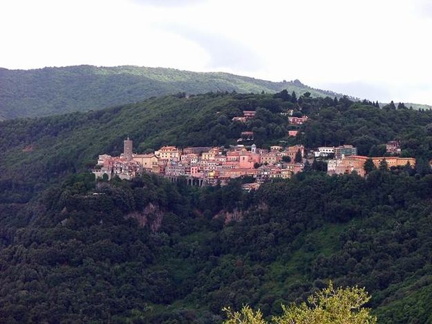 Veduta di Nemi, dove si terrano alcuni concerti