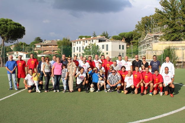 La foto di gruppo prima del match