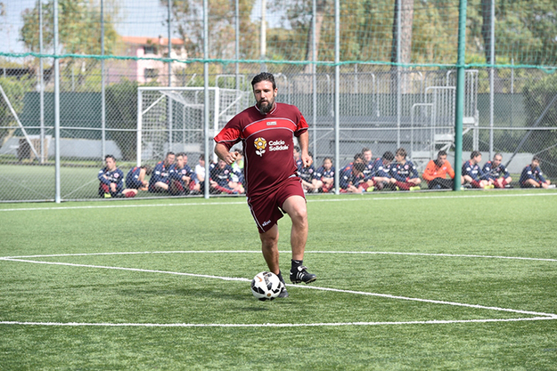 Candela in azione alla Longarina @Totti Soccer School