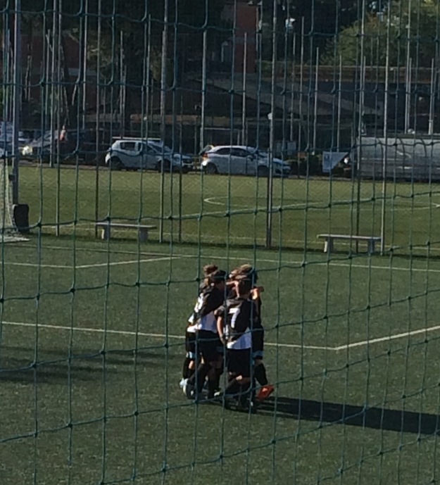 Festeggiamenti dopo il gol di Rea ©GazzettaRegionale
