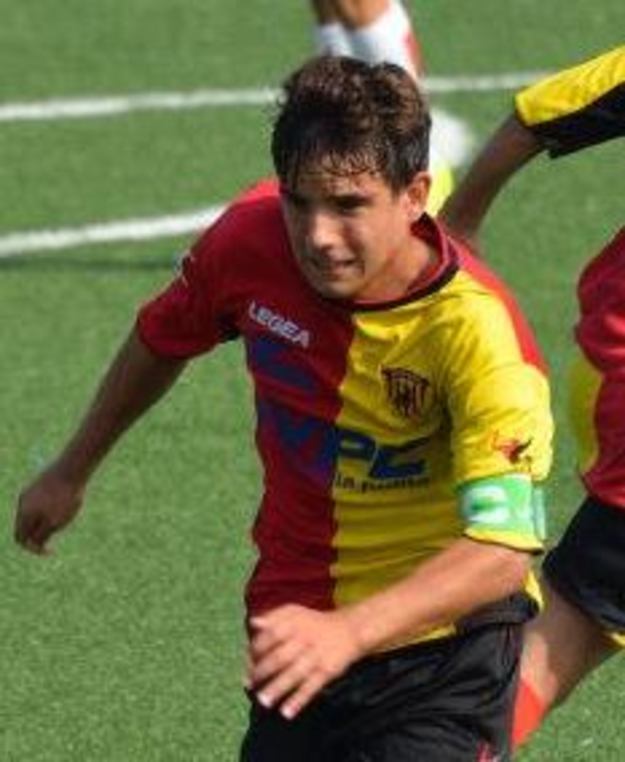 Brignola, qui con la maglia del Benevento