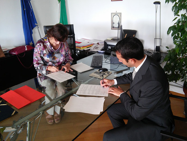 La firma del protocollo d'intesa