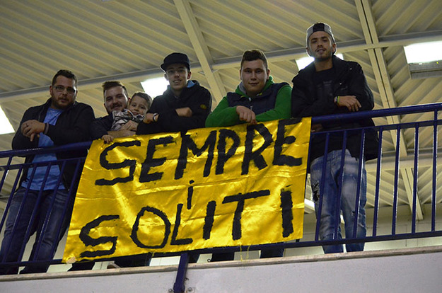 Gli ultras gialloneri
