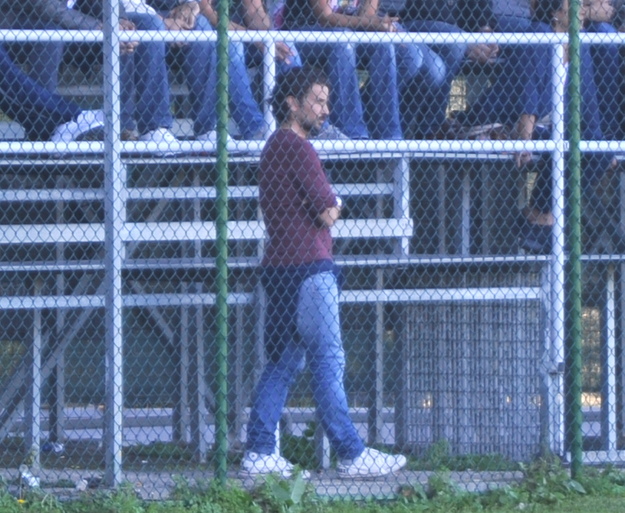 Greco osserva i suoi dalla tribuna ©Del Gobbo