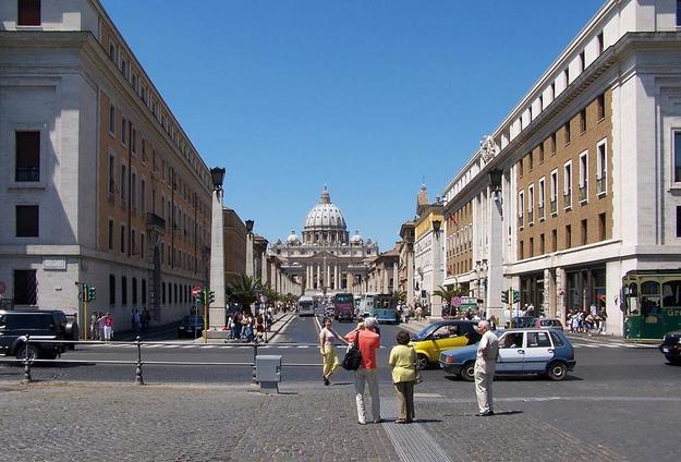 Via della Conciliazione: la strada ospiterà il percorso riservato per i pellegrini