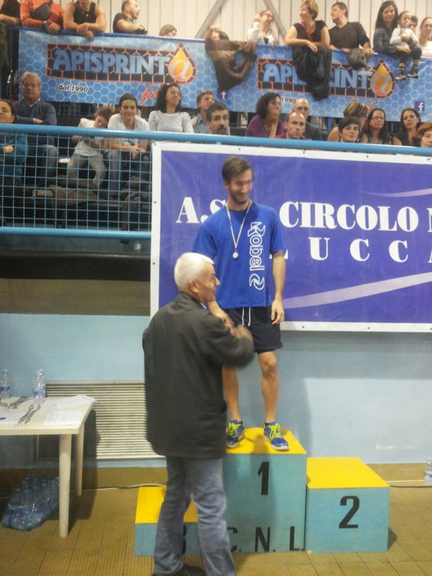 Riccardo Sansone nel momento della premiazione