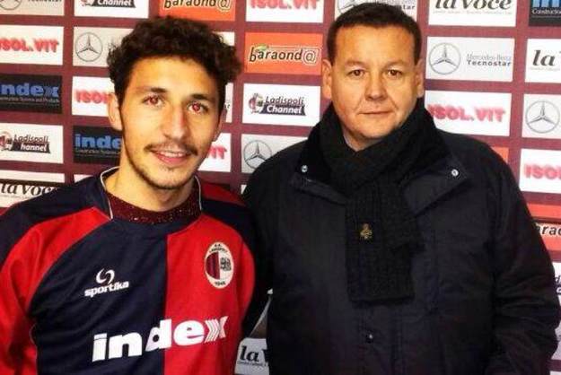 Daniele De Vecchis con la maglia del Ladispoli
