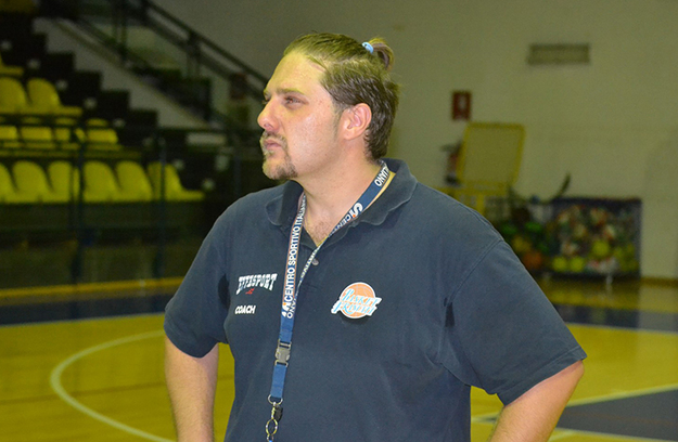 Coach Mocci