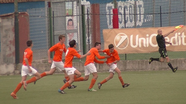 Futbolclub (foto ©fuoriareaweb.it)