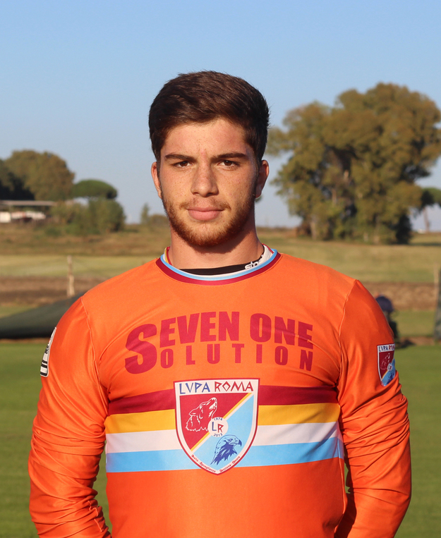 Gabriele Bolletta con la maglia della Lupa Roma