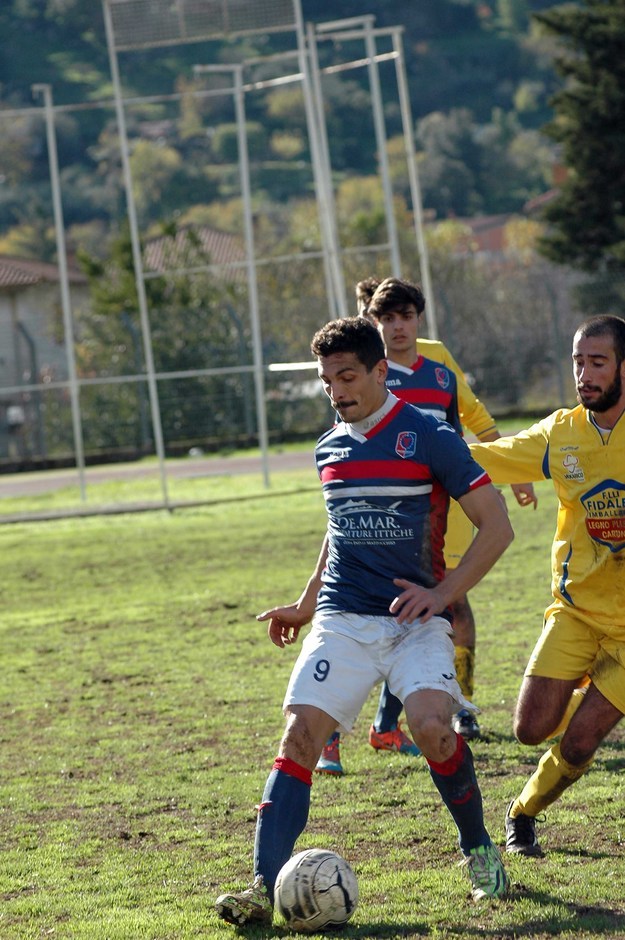 Alessandro Coia, Calcio Sezze