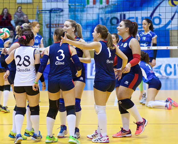 Scatti del match foto © Mariano Trissati