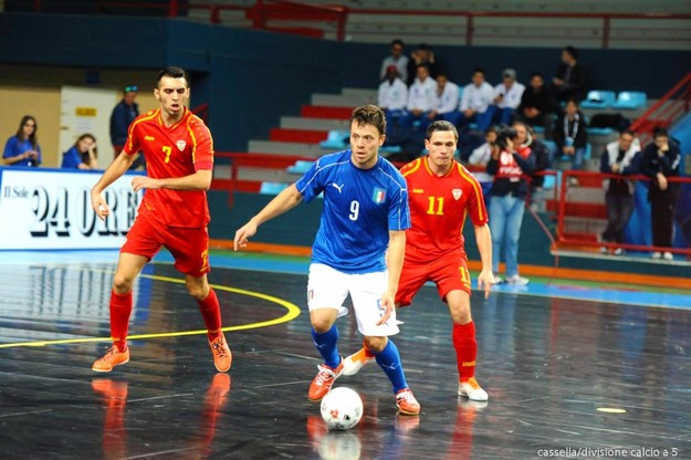 Vieira con la maglia azzurra