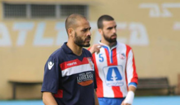Mauro Ciccarelli con la maglia del Pomezia