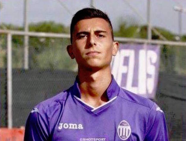 Mattia Scarpetti con la maglia dell'Ostiamare