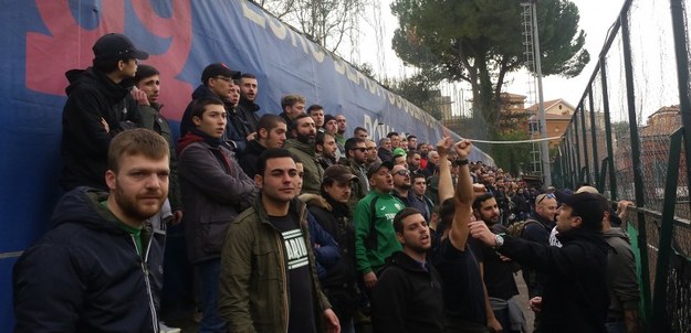 I tifosi sugli spalti del Gioventù Italiana