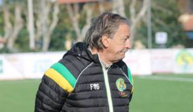 Petrelli, Racing Club