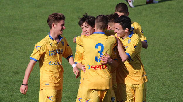 Esulta il Frosinone (foto ©fuoriareaweb.it)