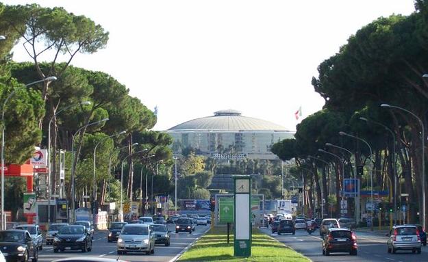 Il Palalottomatica (visto da Via Cristoforo Colombo): da qui partirà la RomaOstia