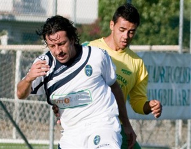 Fabrizio Morelli con la maglia del Cerveteri ©calciodellatuscia.it