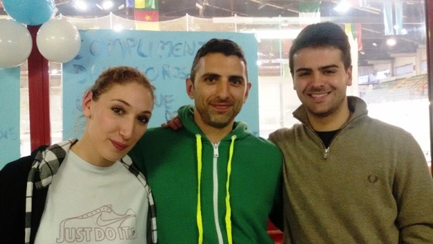 Il prof. Passerini, Sofia Ciaraglia e Damiano Rosatelli al Palariccia per festeggiare i mondiali Under 20