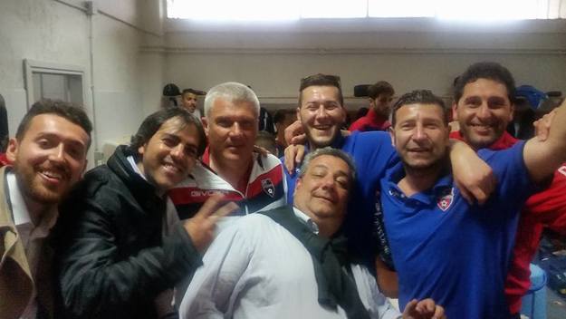 La gioia rossoblu a fine gara ©facebook