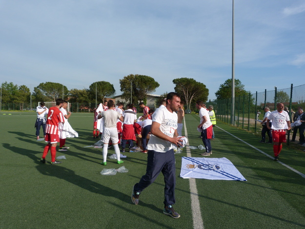 Santoni a fine gara (foto ©Gazzetta Regionale)