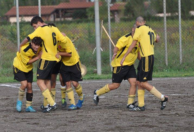 Sorride l&apos;Atletico 2000 ©seraphotosport