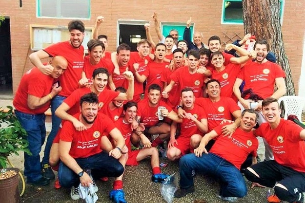 L&apos;esultanza del Settebagni dopo aver vinto il gruppo B © Facebook  