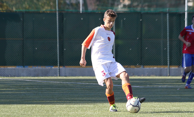 Valerio Mastrantonio, Romulea ©Lori