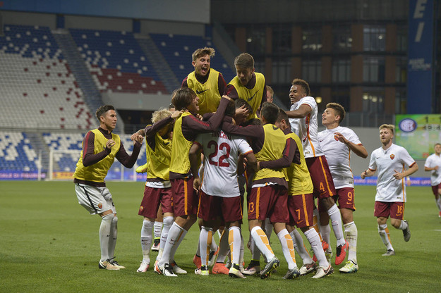 L&apos;esultanza della Roma ©asroma.it