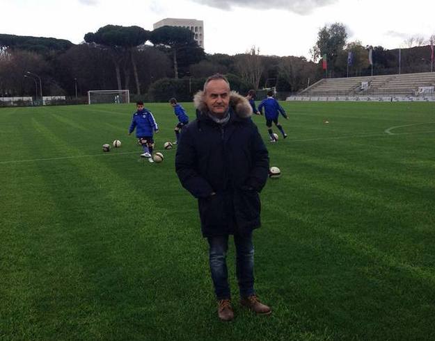 Il ds Lombardozzi in campo ©Facebook