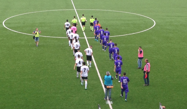 L&apos;ingresso in campo delle due sfidanti ©Gazzetta Regionale