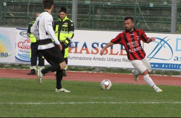 Danilo Scibilia con la maglia del Città di Nocera