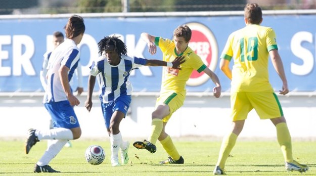 Madiu Bari palla al piede ©fcporto.pt